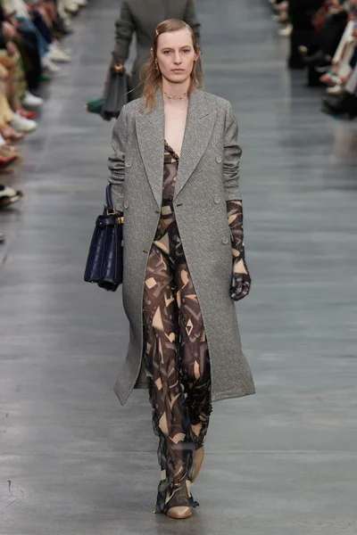 Look 42